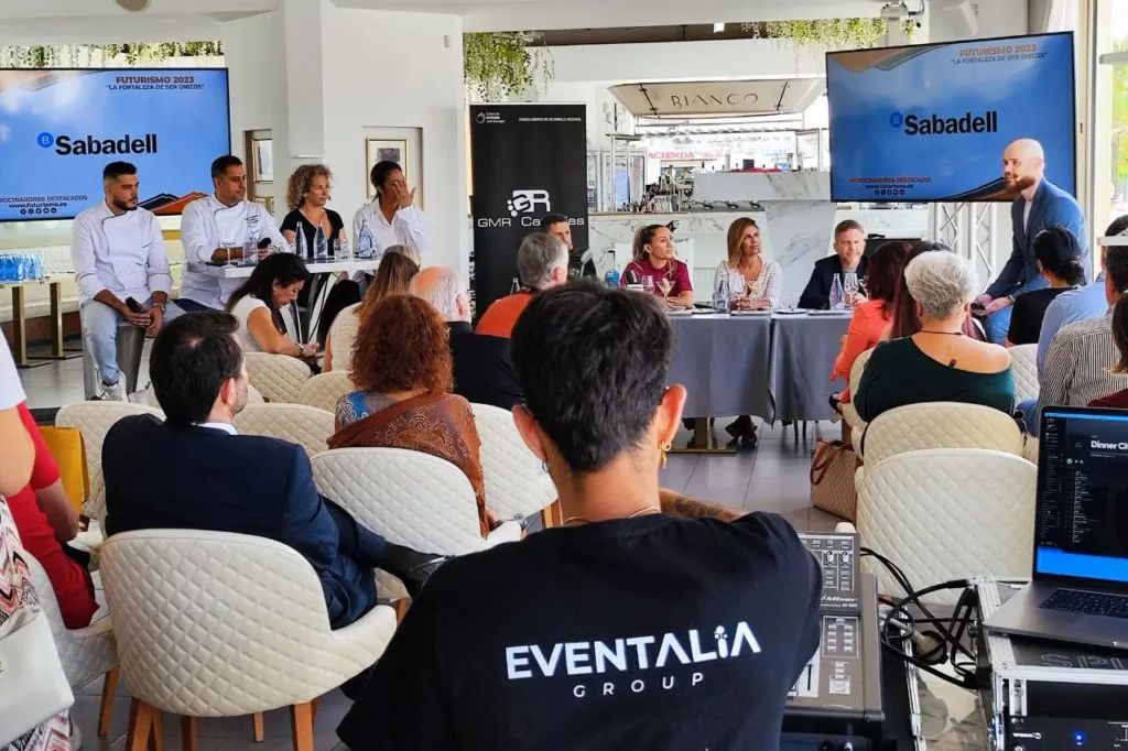 Sonido, pantallas LED y realización audiovisual en el Foro Nacional de Futurismo 2023 en Playa de Las Américas – producción Eventalia Group