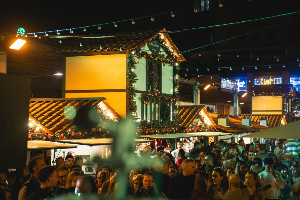 Encendido de alumbrado navideño en El Corte Inglés de Santa Cruz de Tenerife